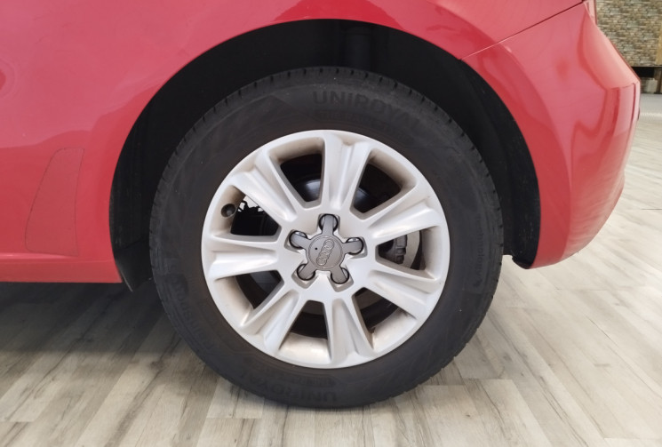 Audi A1 I 3 Portes 1.2 TFSI 85 cv FINITION AMBIENTE 