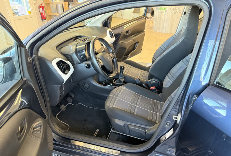 Peugeot 108 5 PORTES 1.2 VTI 82 STYLE