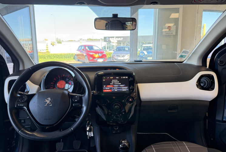 Peugeot 108 5 PORTES 1.2 VTI 82 STYLE