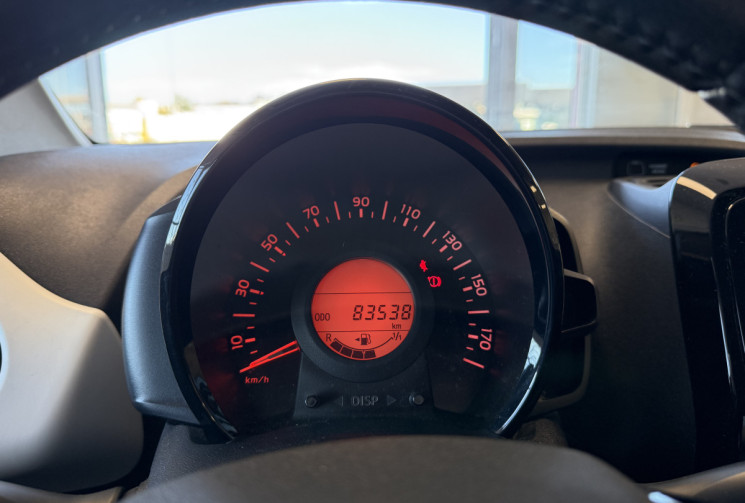 Peugeot 108 5 PORTES 1.2 VTI 82 STYLE