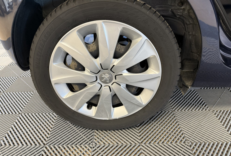 Peugeot 108 5 PORTES 1.2 VTI 82 STYLE
