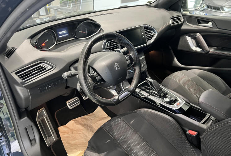 Peugeot 308 1.2 130 CH GT LINE EAT8 