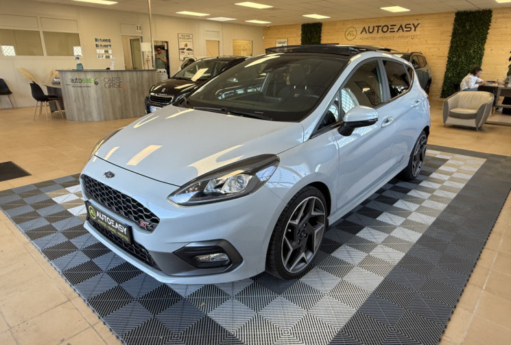 Ford Fiesta VII 1.5 T ECOBOOST 200 ST / TOIT OUVRANT 