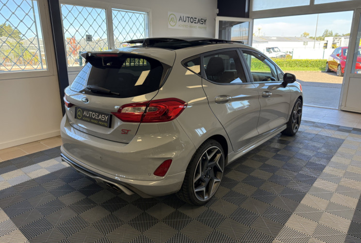 Ford Fiesta VII 1.5 T ECOBOOST 200 ST / TOIT OUVRANT 