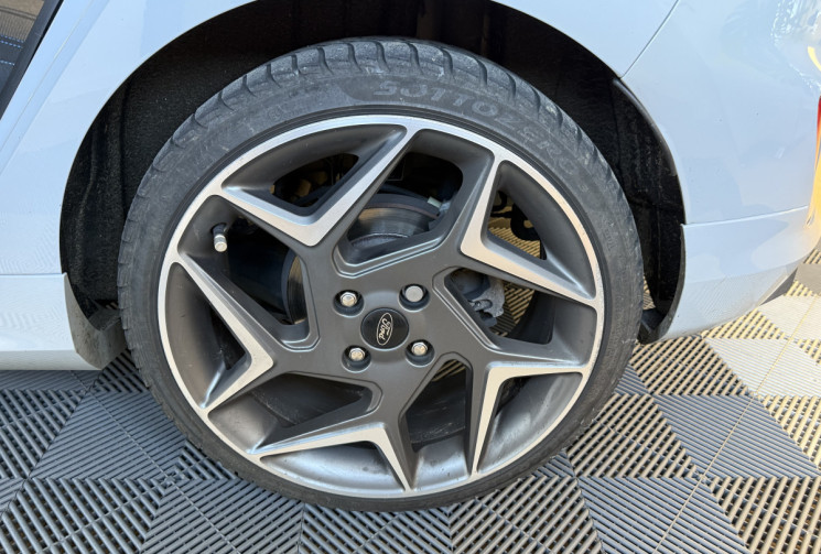 Ford Fiesta VII 1.5 T ECOBOOST 200 ST / TOIT OUVRANT 