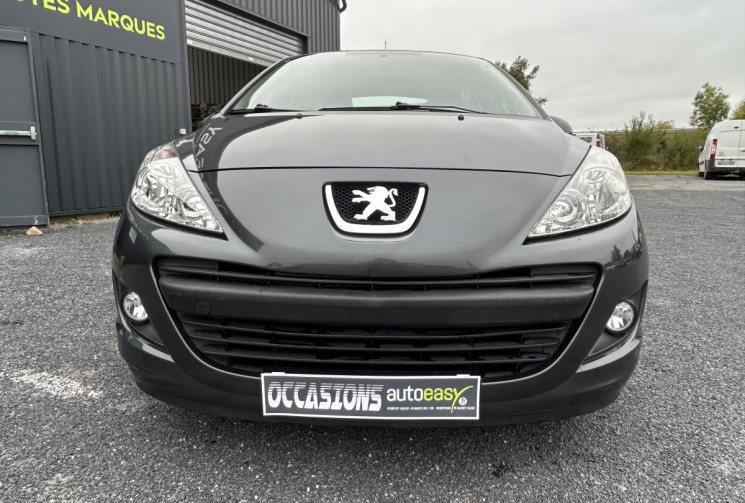 Peugeot 207 1.4 TENDANCE 75 CH 1ERE MAIN CT OK DISTRIB NEUVE