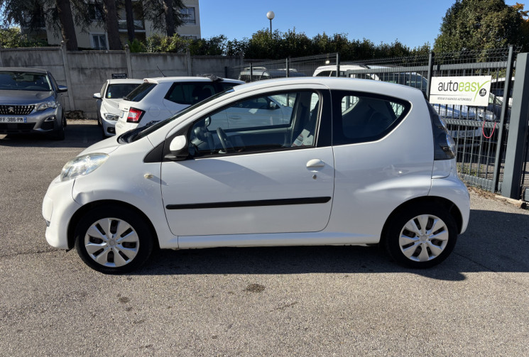 Citroën C1 1.0 / 68 CH / CONFORT / CLIM 