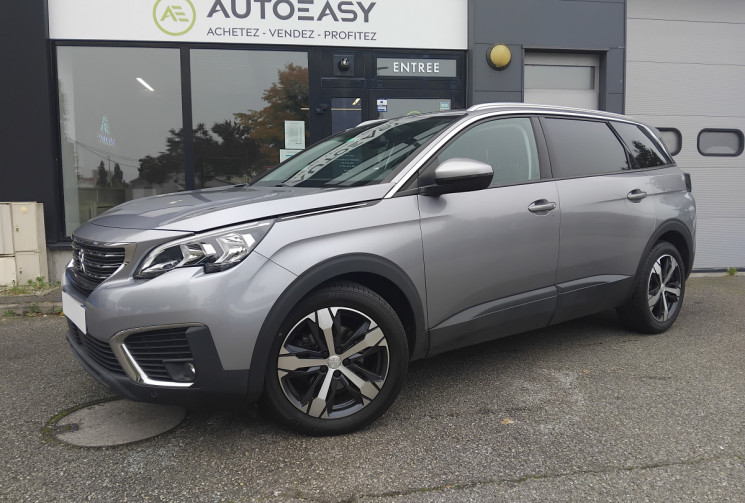 Peugeot 5008 ALLURE 1.6 120CH 7 Places - Toit Panoramique - Caméra de recul - Attelage