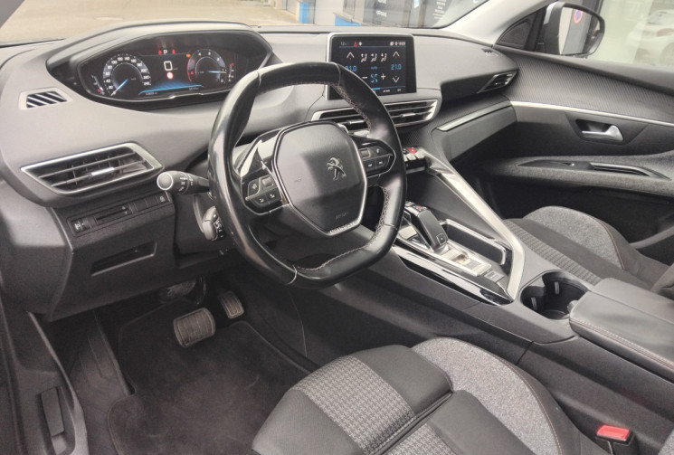 Peugeot 5008 ALLURE 1.6 120CH 7 Places - Toit Panoramique - Caméra de recul - Attelage