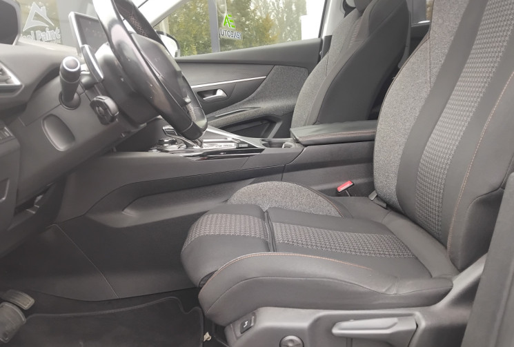 Peugeot 5008 ALLURE 1.6 120CH 7 Places - Toit Panoramique - Caméra de recul - Attelage