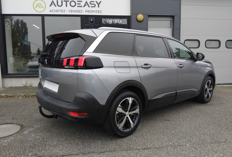 Peugeot 5008 ALLURE 1.6 120CH 7 Places - Toit Panoramique - Caméra de recul - Attelage