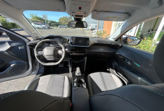 Peugeot 208 e- 136 cv Allure Etat neuf