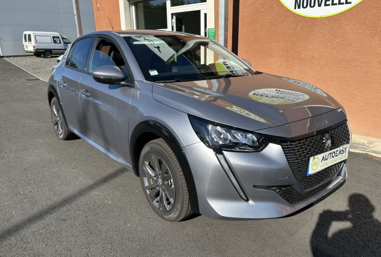 Peugeot 208 e- 136 cv Allure Etat neuf