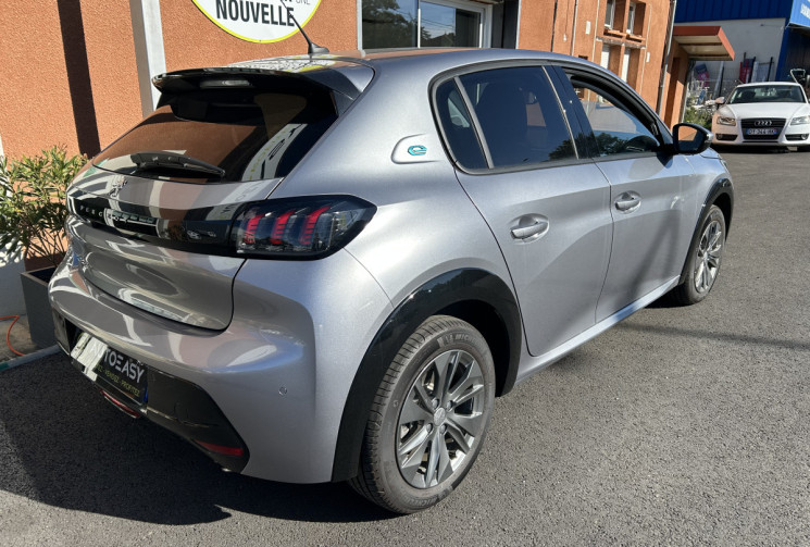 Peugeot 208 e- 136 cv Allure Etat neuf