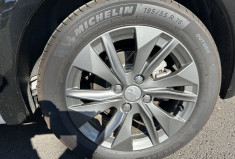 Peugeot 208 e- 136 cv Allure Etat neuf