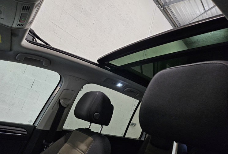 Volkswagen Touran II 2.0 TDI 150 cv carat / 7 places / toit pano / full led / carplay