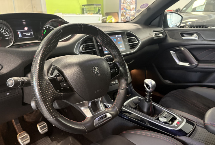 Peugeot 308 GT 1.6 THP 205CV 