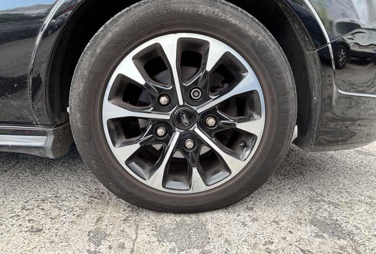 Ford Tourneo 2.0 CUSTOM 170 SPORT équipé PMR