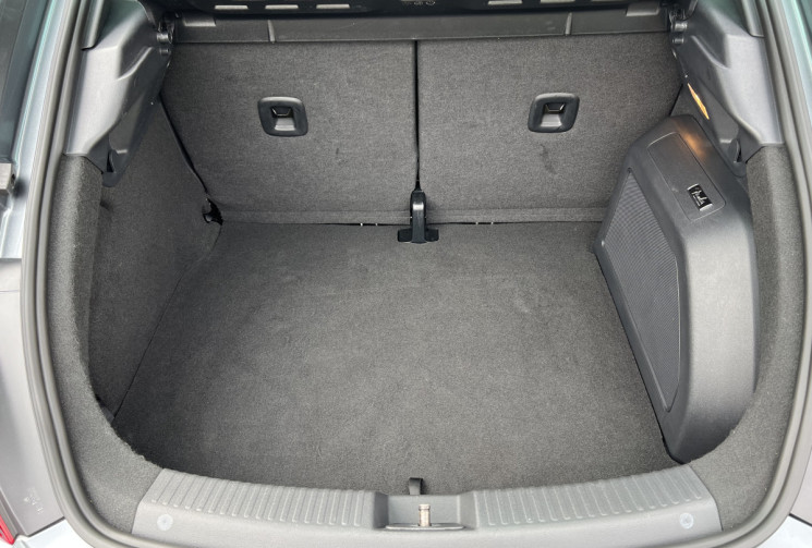 Volkswagen New Beetle II Phase 2 1.4 TSI DSG7 150 cv BVA DUNE