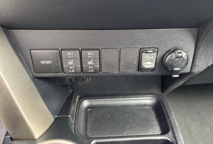 Toyota RAV4 IV 2.2 150 Ch D 4WD 4X4 Lounge