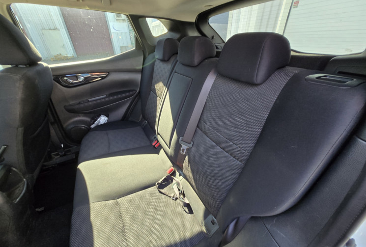 Nissan Qashqai 1.6 dCi 130 cv N-CONNECTA Xtronic * Caméra 360 * Toit Panoramique * Clim Auto * 2WD