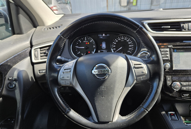 Nissan Qashqai 1.6 dCi 130 cv N-CONNECTA Xtronic * Caméra 360 * Toit Panoramique * Clim Auto * 2WD
