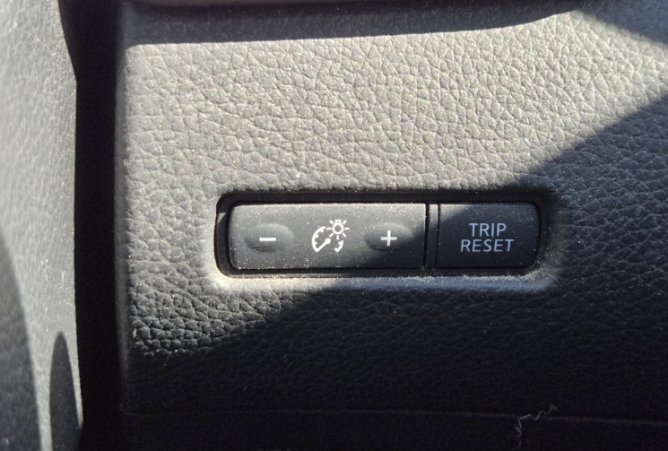 Nissan Qashqai 1.6 dCi 130 cv N-CONNECTA Xtronic * Caméra 360 * Toit Panoramique * Clim Auto * 2WD