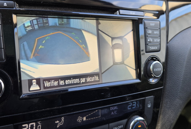 Nissan Qashqai 1.6 dCi 130 cv N-CONNECTA Xtronic * Caméra 360 * Toit Panoramique * Clim Auto * 2WD