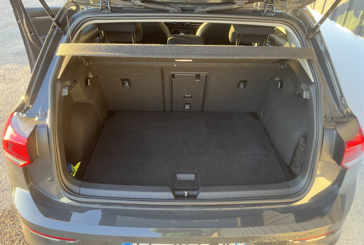 Volkswagen Golf 8 ACTIVE 2.0 TDi 16V BMT 116 cv