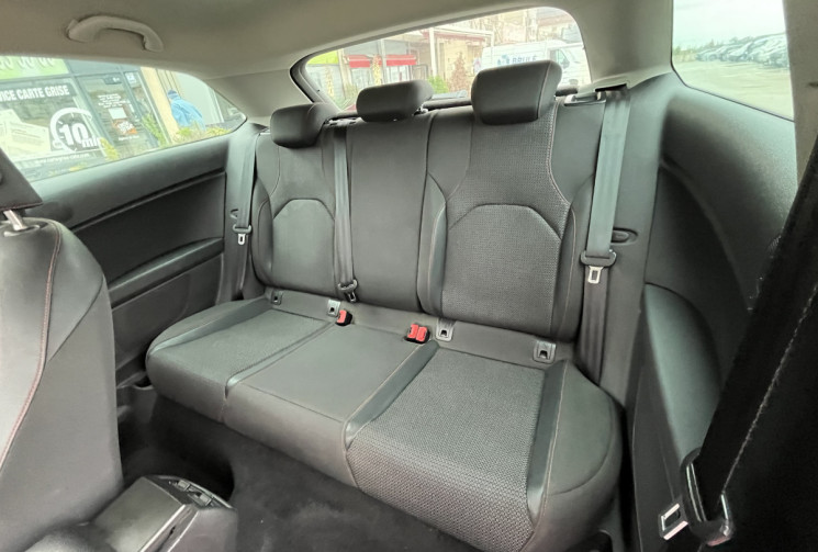 SEAT LEON SC III 3 portes 1.8 TFSI DSG7 S&S 180 cv Boîte auto