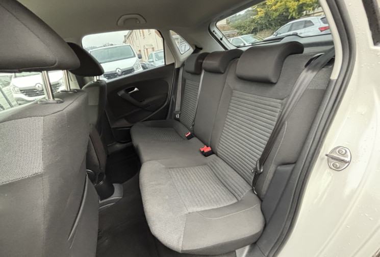 Volkswagen Polo 1.4 FSI 85 ch / Confortline