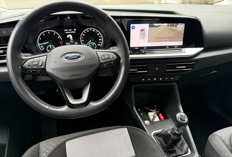 Ford Tourneo Connect 1.5 EcoBoost 114ch Titanium / Sièges chauffants / 