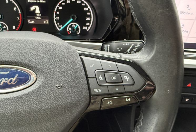 Ford Tourneo Connect 1.5 EcoBoost 114ch Titanium / Sièges chauffants / 