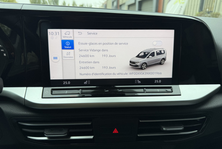 Ford Tourneo Connect 1.5 EcoBoost 114ch Titanium / Sièges chauffants / 