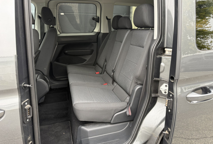 Ford Tourneo Connect 1.5 EcoBoost 114ch Titanium / Sièges chauffants / 