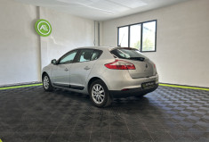 Renault Megane III (B95) 1.5 dCi 110ch FAP Carminat TomTom eco²