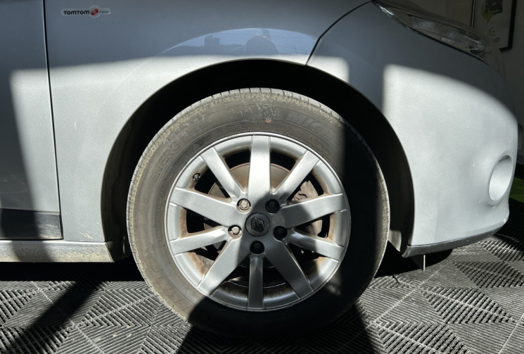 Renault Megane III (B95) 1.5 dCi 110ch FAP Carminat TomTom eco²