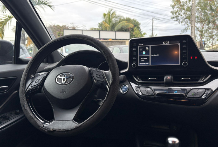 Toyota C-HR 1.8 HYBRID 122cv GRAPHIC