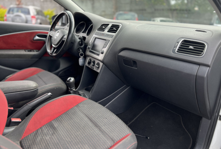 Volkswagen Polo  V Cross Phase 2 1.4 TDI Bluemotion 90 cv