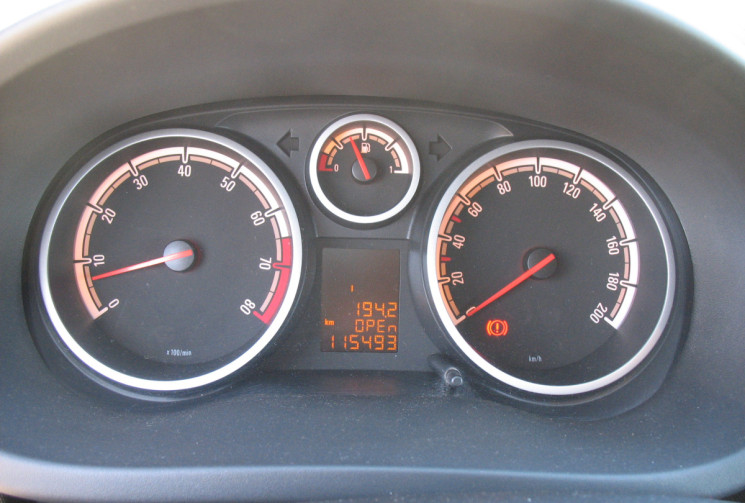 Opel Corsa 1.2 TWINPORT 85CH GRAPHITE
