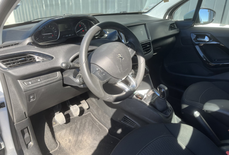 Peugeot 208 Phase 2 5 Portes 1.2 VTi 82 cv