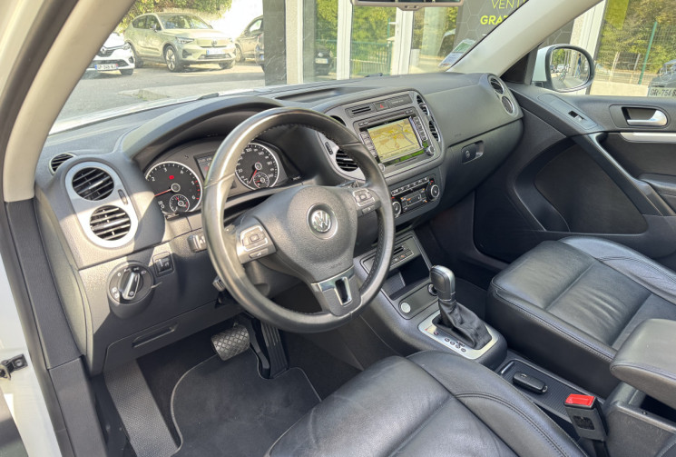 Volkswagen Tiguan 2.0 TDI 140 CARAT DSG7 4Motion / 1ere main / Toit ouvrant / Camera / GPS / Cuir