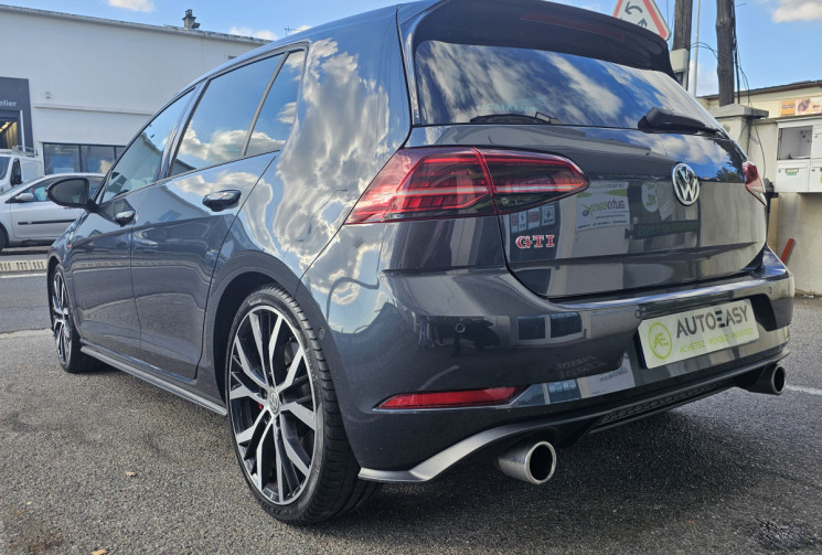 Volkswagen Golf 2.0 TSI 245 ch GTI Performance DSG7 Toit Ouvrant 