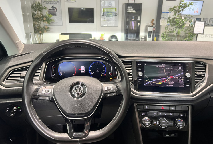 Volkswagen T-Roc 1.5 TSI 150 CH LOUNGE BVM6 DIGITAL COCKPIT
