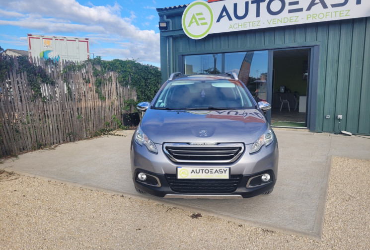 Peugeot 2008 1.2 PURETECH STYLE Peugeot 2008 1.2 PURETECH STYLE