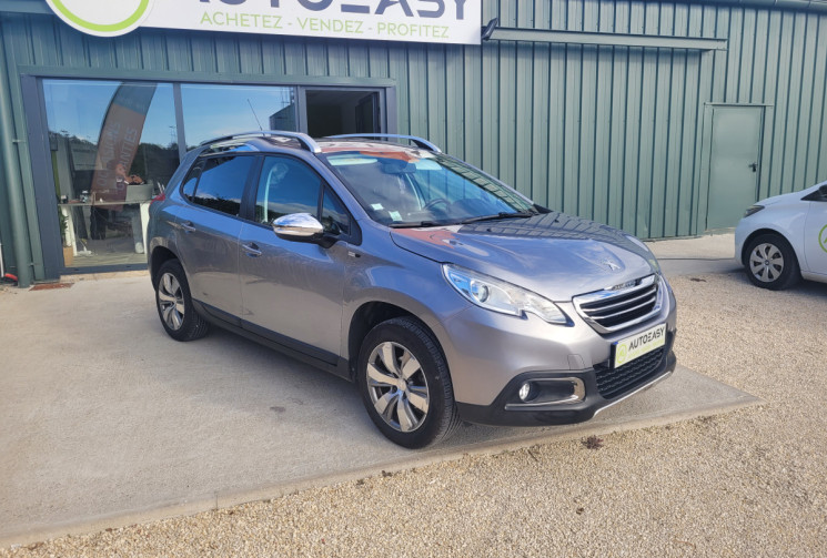 Peugeot 2008 1.2 PURETECH STYLE Peugeot 2008 1.2 PURETECH STYLE