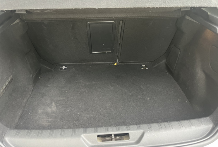 Peugeot 308 1.2 PureTech 130 Sensation / Toit Panoramique / Distribution OK