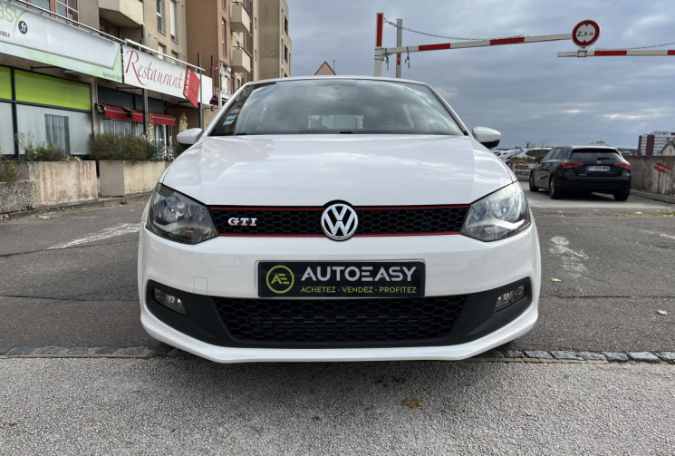 Volkswagen Polo V 5 portes 1.4 FSi DSG7 180 cv Boîte auto