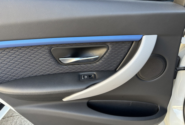 BMW Série 3 318 i 136 MSPORT faible kilométrage