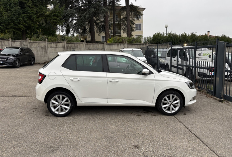 Skoda Fabia 1.2 TSI / 90 CH / AMBITION 